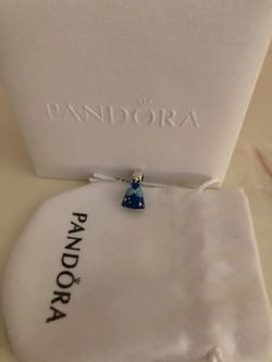 Cinderella pandora disney parks charm with gift bag Get your valentine's gift ❤️❤️🥰🥰🥰😉😉