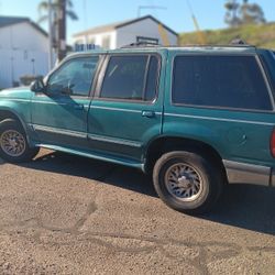 1998 Ford Explorer