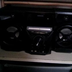Magnavox Bluetooth Desktop Stereo