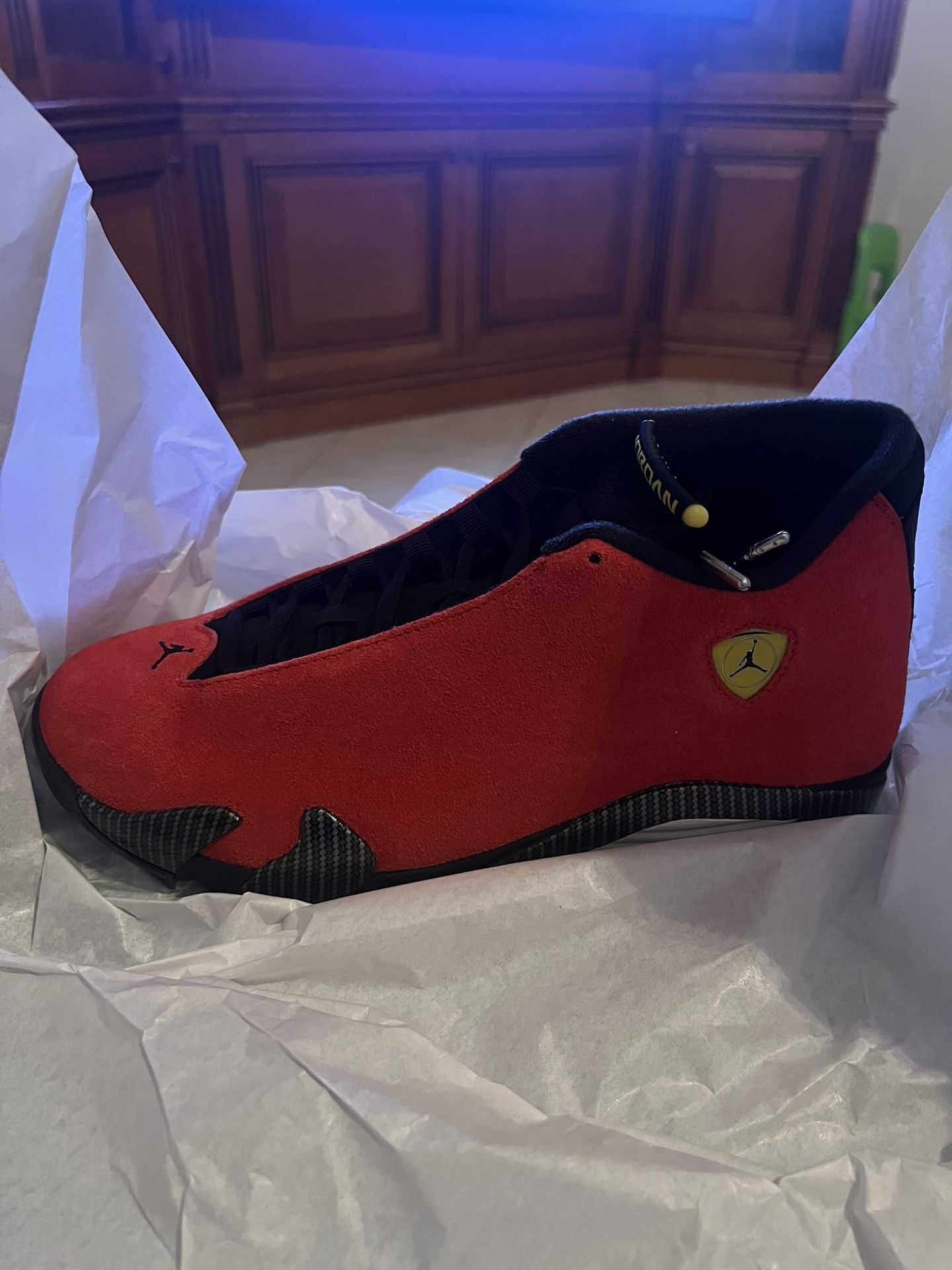 Air Jordan 14 Retro “Ferrari” 2025 Size 11.5