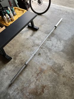Iron bull - 45lb Olympic Barbell