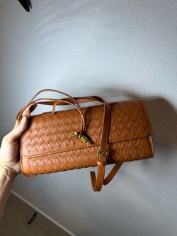 Authentic Clutch Bottega Veneta crossbody bag