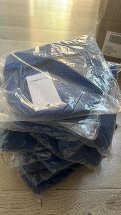 10 of brand new goodfellow beanie blue