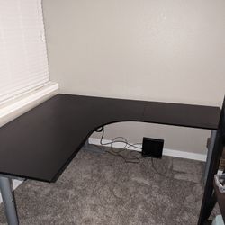 Corner Desk