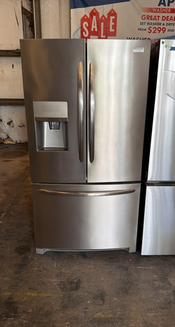 Frigidaire French Door Fridge – Stainless, Ice/Water Dispenser