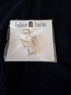 Angle pendant  new never worn