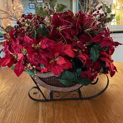 Poinsettia Center Piece