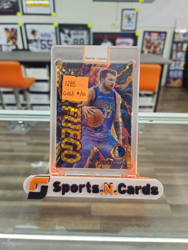 Luka Doncic SELECT en fuego GOLD PSA10 $_12.JPG?set_id=880000500F