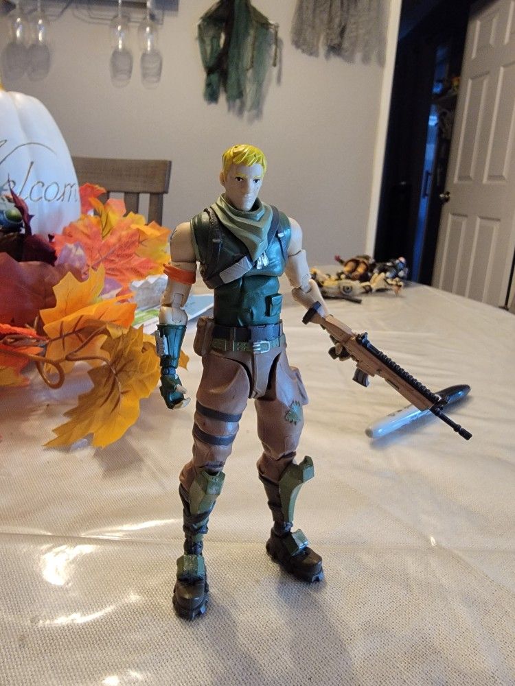 Fortnite Jonsey Action Figure 6inch With Scar