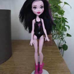 Monster high Draculaura doll 101/2 inches 2015  