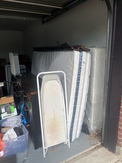 Queen size bed and dresser