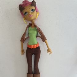 2014 Monster High Doll Gilda Goldstag From Disembody Council 