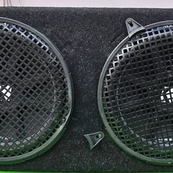 KICKER Dual 10 inch Sub Enclosure w/ subwoofers
