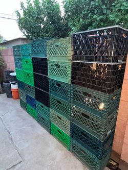 Multiple Milk Crates Storage Moving Boxes Containers