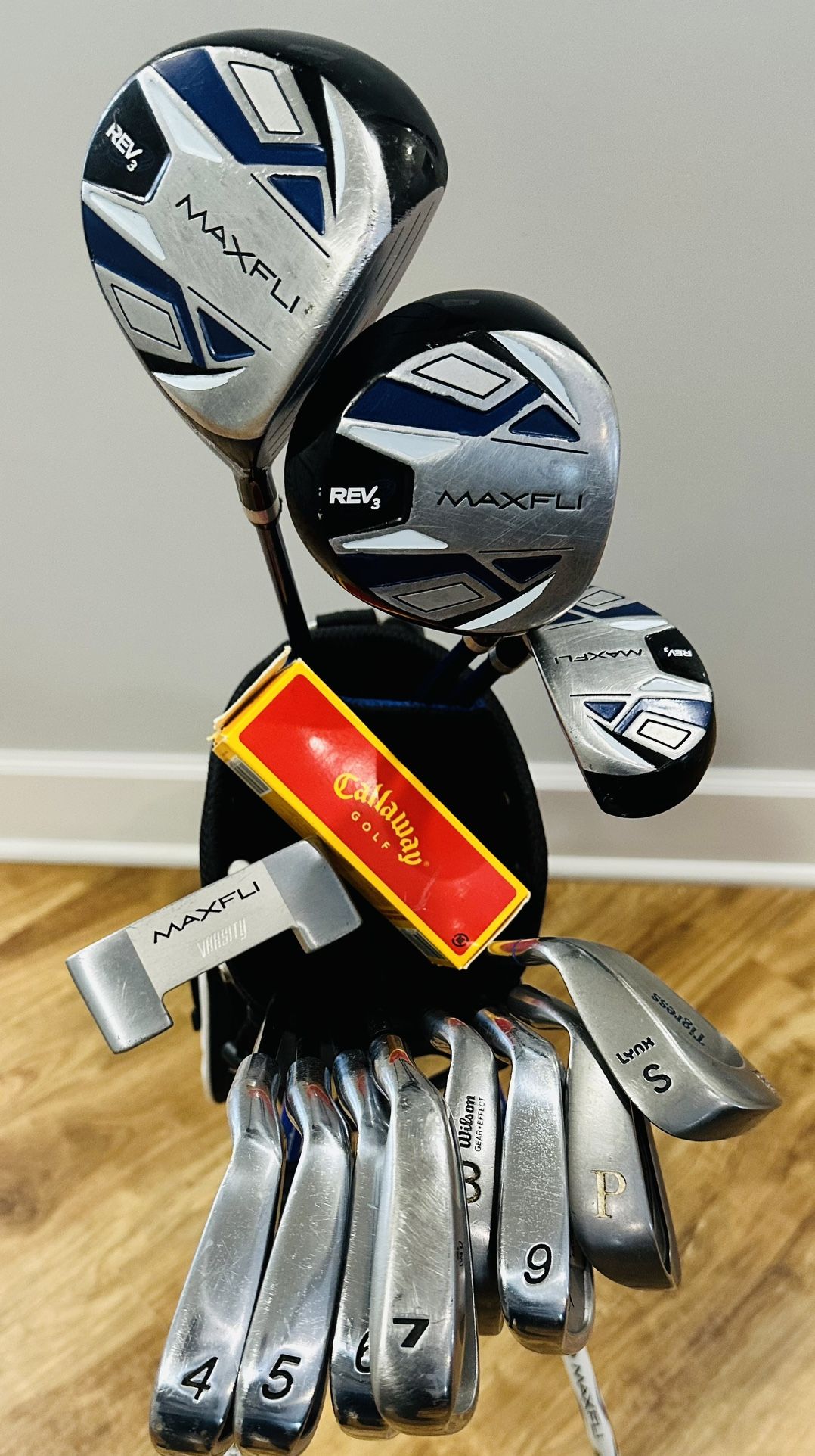 Men’s Jr. Right Handed Dunlop EXD Golf Clubs 12pc set w/MAXFLI Edition