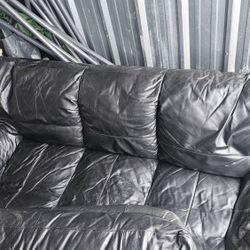 Leather Couch And Love Seat 