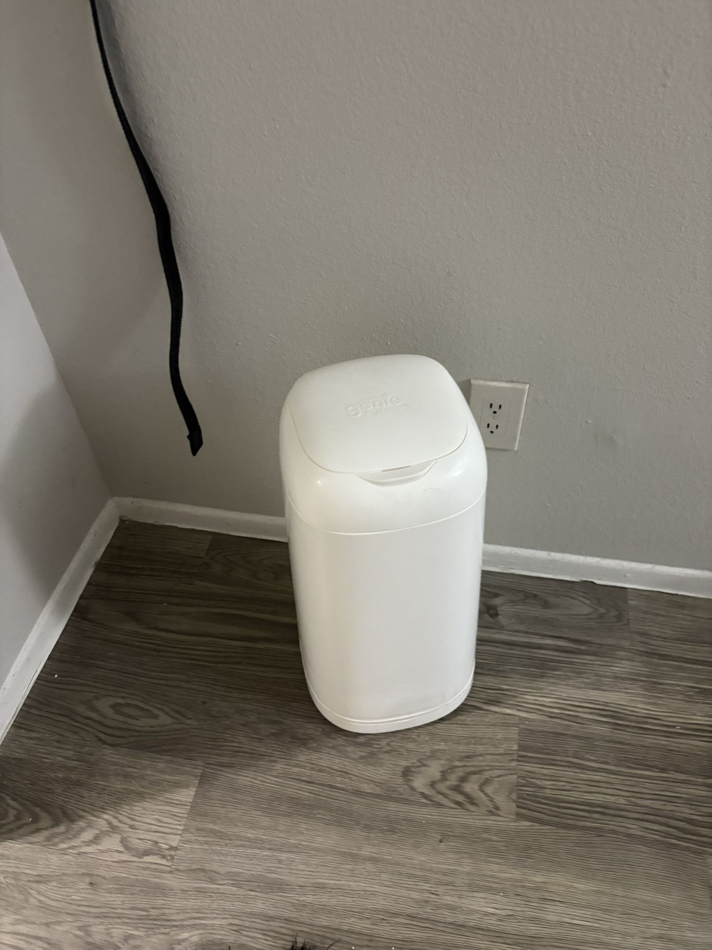 Diaper genie