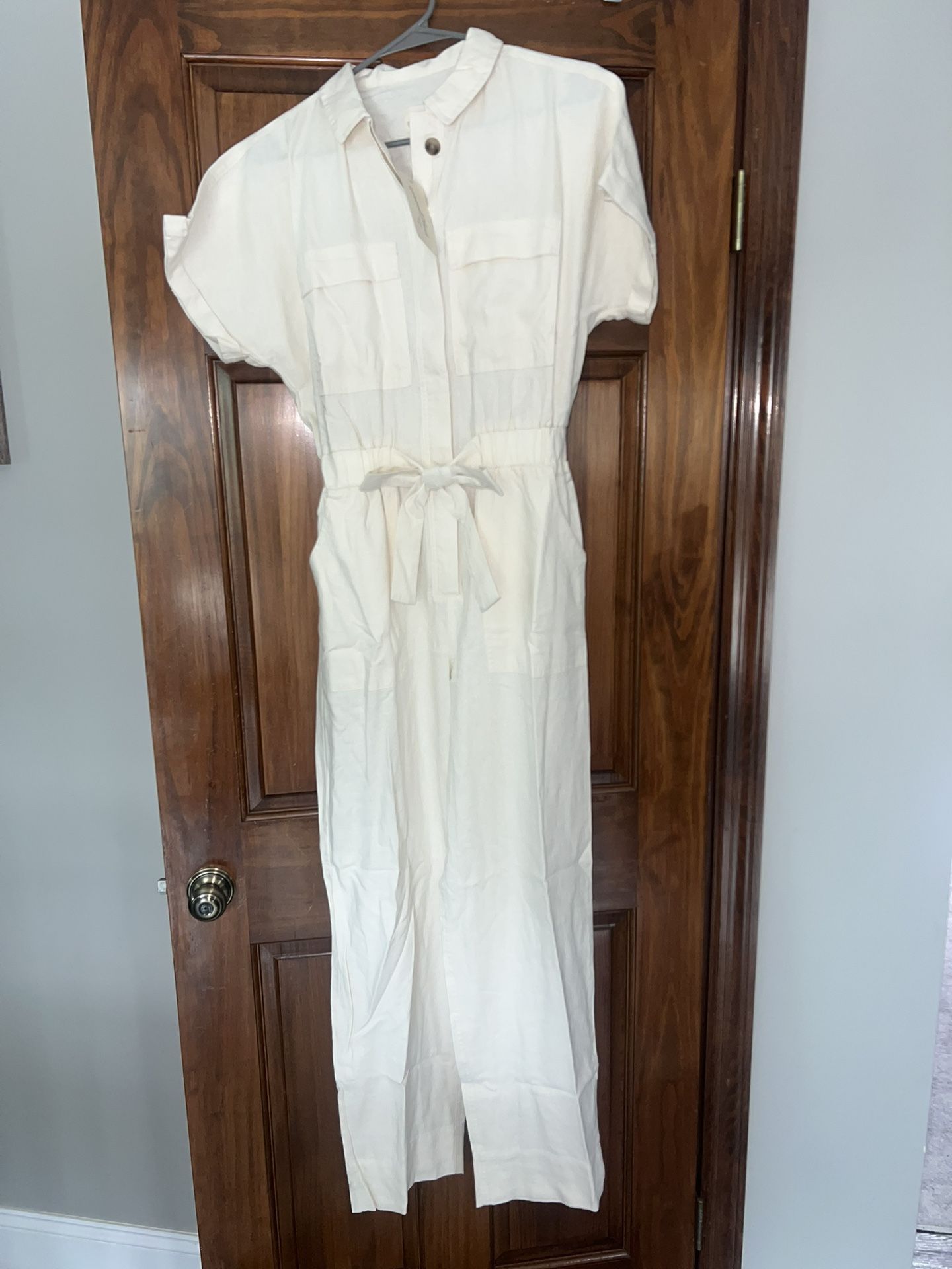 Size 0 Linen Romper NWT