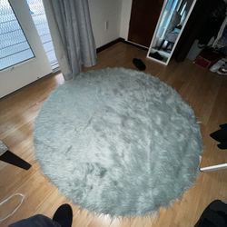 Orchid Parrott Faux Fur Sheepskin Area Rug – Soft & Stylish