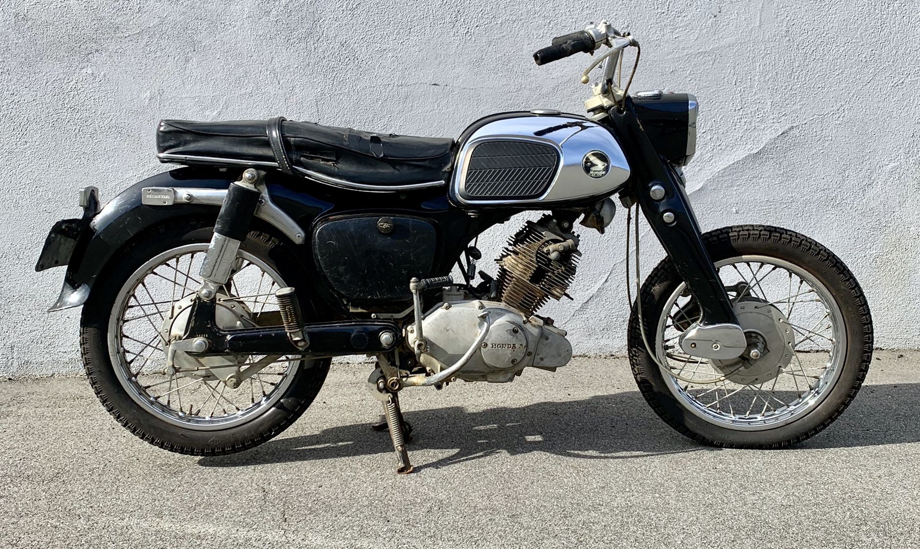 1963 Honda CA95 Benly Vintage Motorcycle