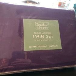 Signature Collection Brushed Microfiber Twin Set