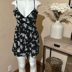Women’s Dress Size Small 