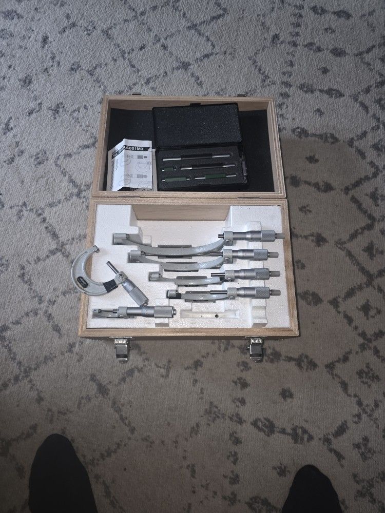 Mitutoyo 1-6 OD Mics