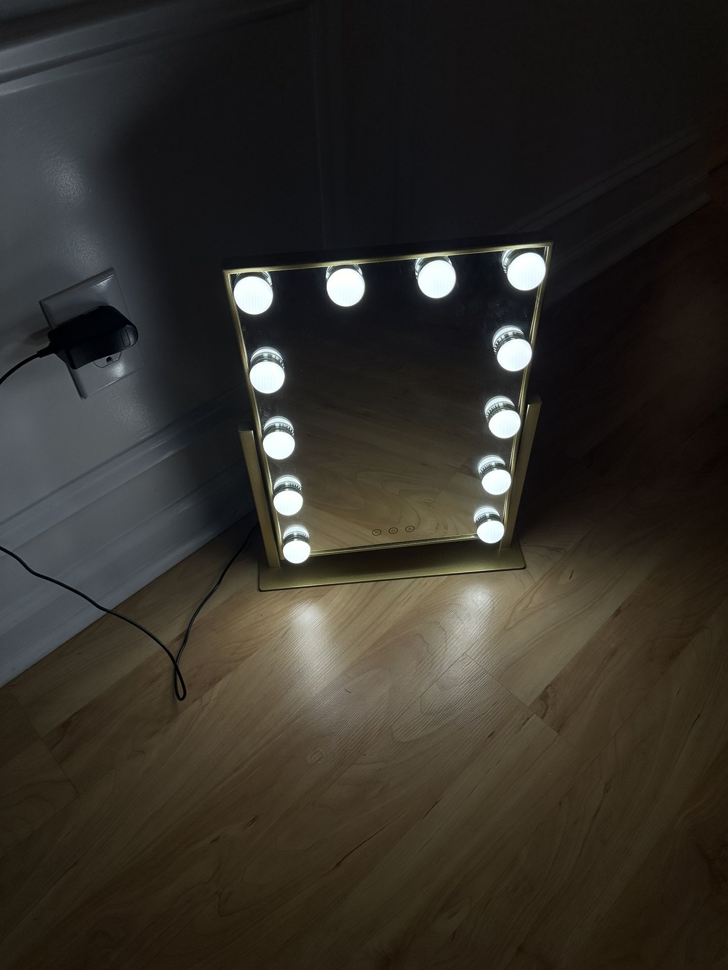 Vanity Mirror With LED Lights