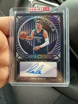 Luka Doncic Auto /75
