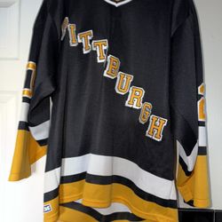 CCM NHL Hockey Pittsburgh Penguins Luc Robitaille Jersey Men’s Size Large Used