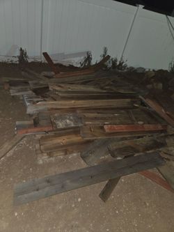 Free fence boards/firewood