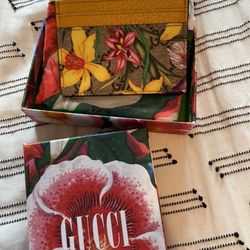 Authentic Gucci Card Holder Wallet 