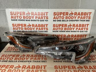 2020 Corolla LE Headlight PAIR LED OEM ⭐️ 2022