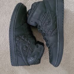 Nike Air Jordan 1 Mid Black Quilted Size 9wmns