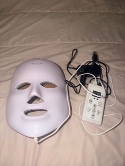 LED Light Therapy Face Mask