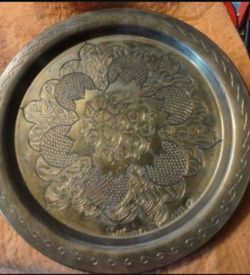 Rare collectible hard to find large brass plate Nice shape.