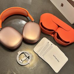 AMAZING CONDITION RED AIRPOD MAX !!
