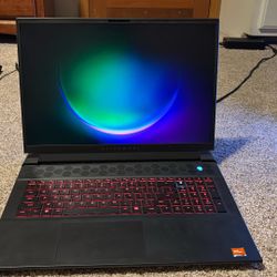 Alienware M18 R1 AMD