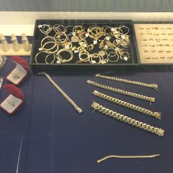 14 Kt Genuine Gold , Miami Cuban Bracelet 20 Millimeters Wide 