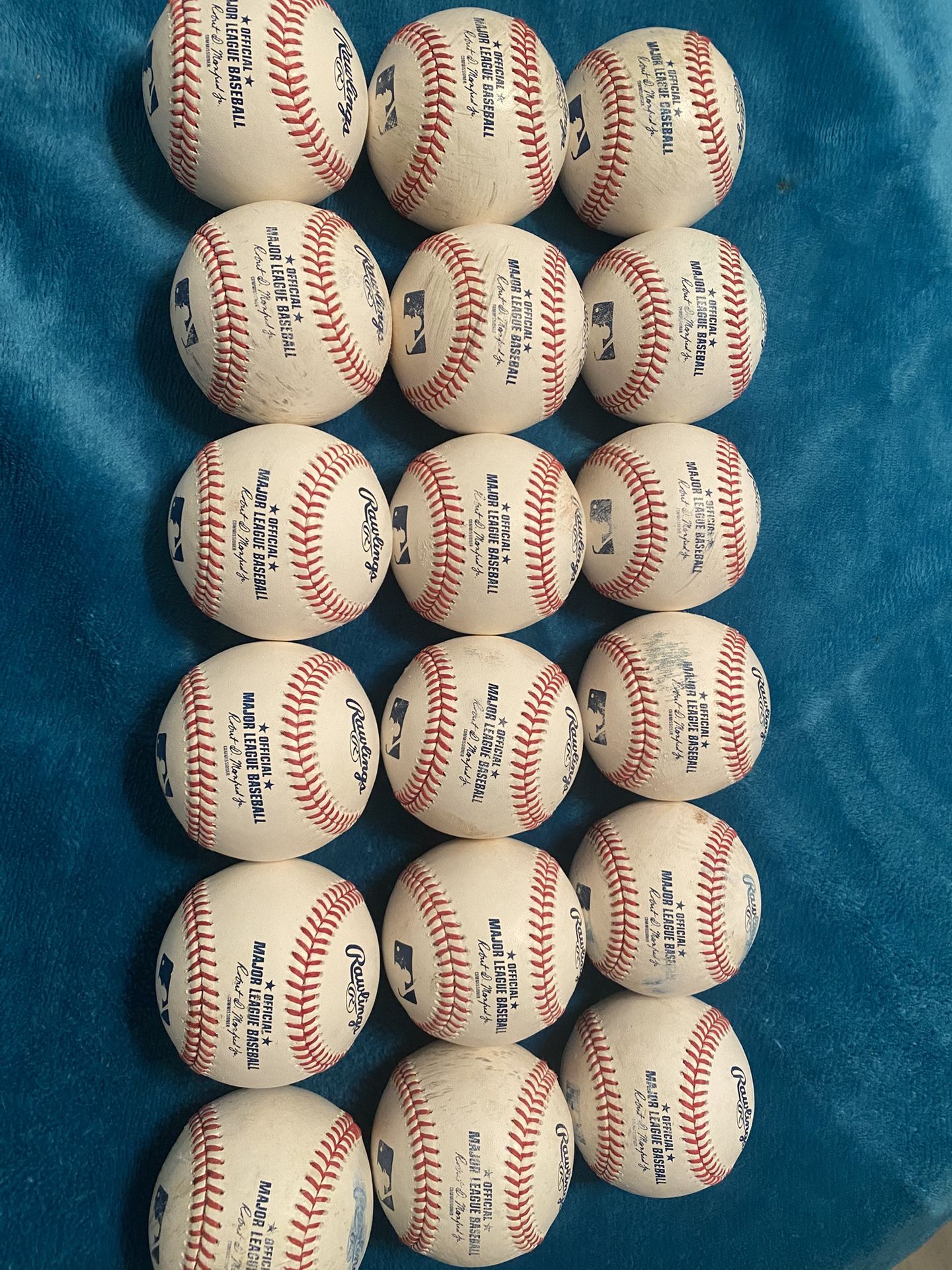 Professional Pearls Baseballs Lot Of 40