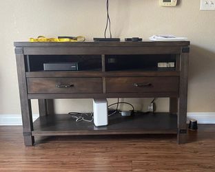 Console Table/ TV Stand