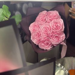 Eternal Flowers 8 Count 