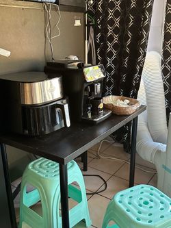 Free black table only