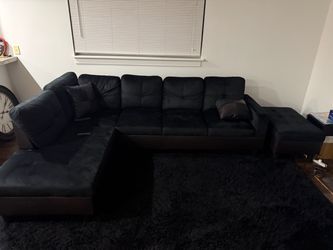 Sectional couch