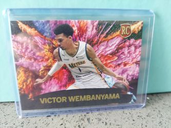 Victor Wembanyama 5 Card Rookie Lot 