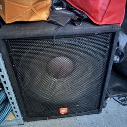 JBL Subwoofer And mixer 