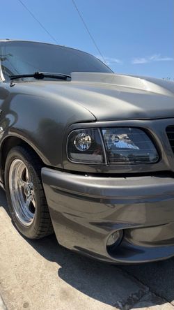 Ford Lightning headlights