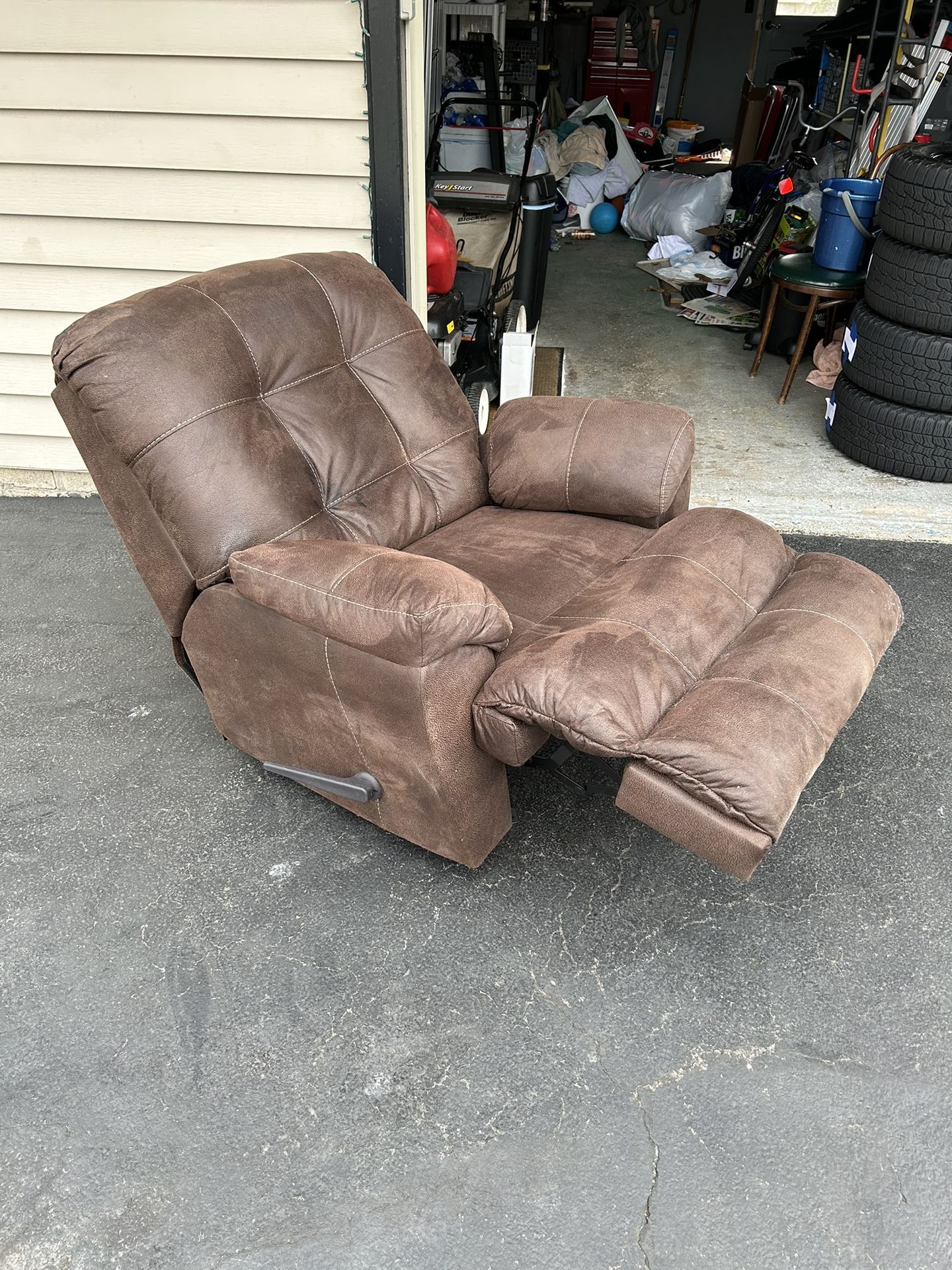 Recliner