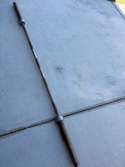 Olympic Weight Bar 7 Ft ( Hesperia Ca )