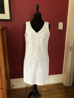 Talbots White Eyelet Women’s Dress. Size 8P